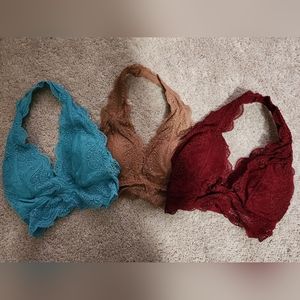 Zenana halter bralettes like new